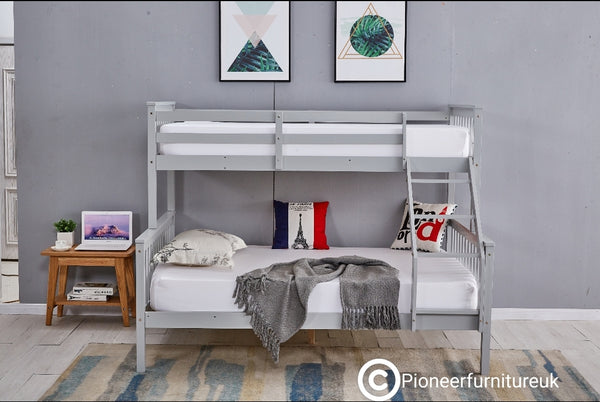 Triple Sleeper Wooden Bunk Bed for Children